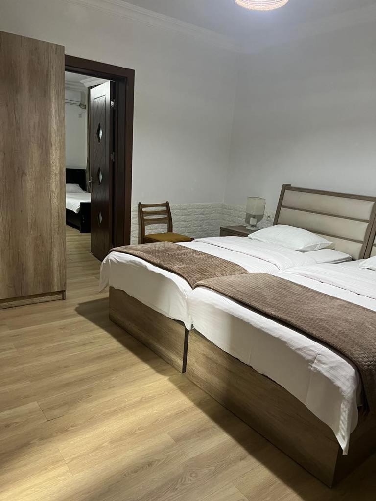 Hotel Eurica Koetaisi Buitenkant foto