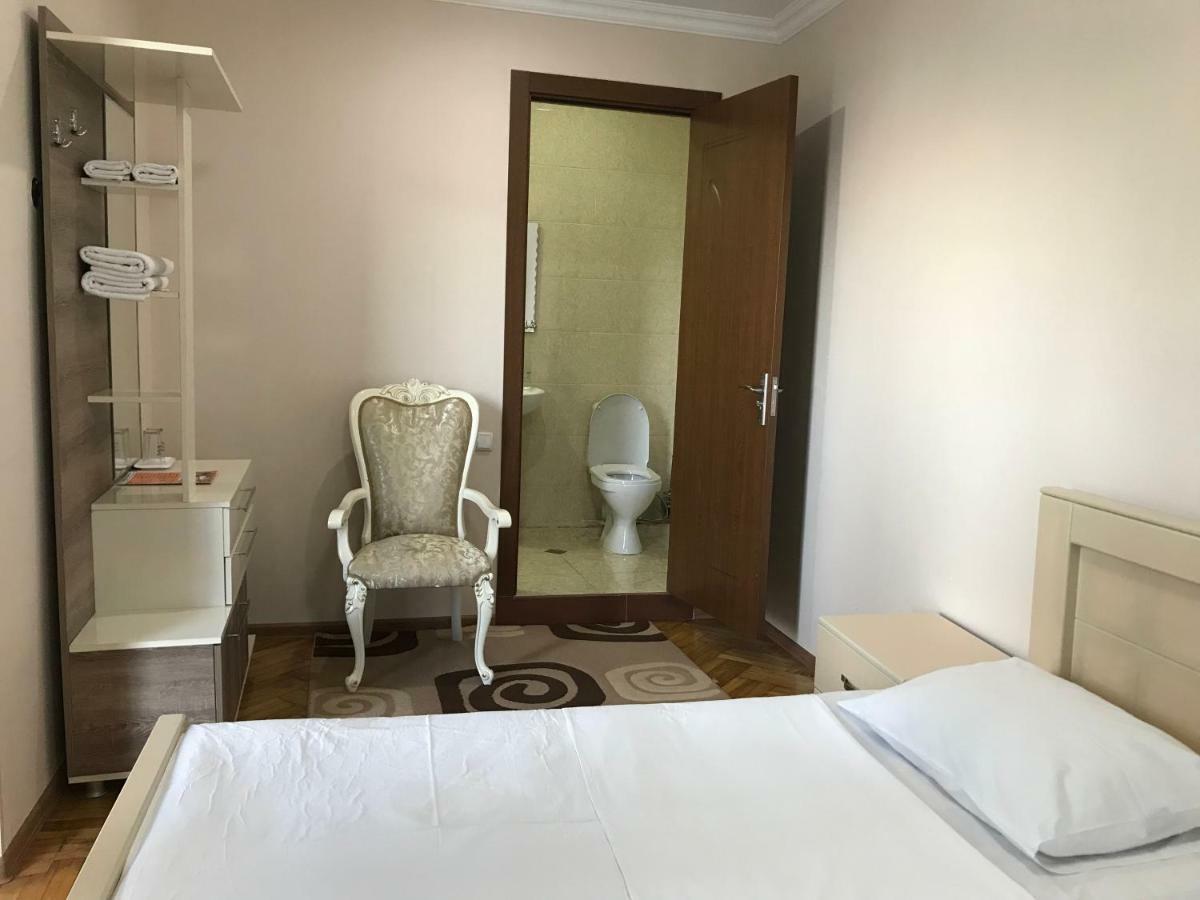 Hotel Eurica Koetaisi Buitenkant foto